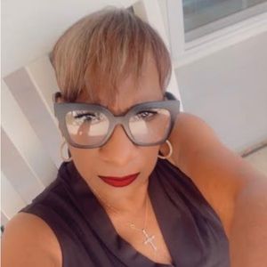 Meet your Posher, Susan